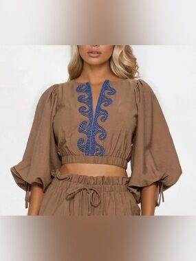 NWT Fashion Nova Mocha Blue Embroidered Linen Blend Crop Top Small